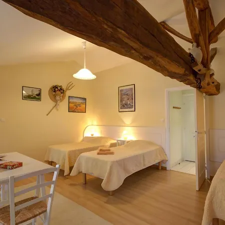 Renove Avec Terrasse, Parking Et Randonnees Proches - Calme Assure - Fr-1-496-201 Сasa de vacaciones *