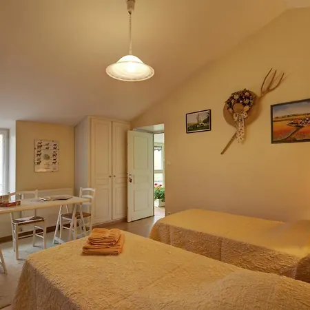 Renove Avec Terrasse, Parking Et Randonnees Proches - Calme Assure - Fr-1-496-201 Montagny (Loire)